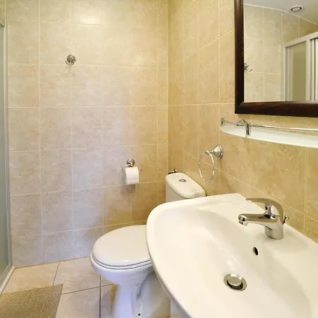 Apartment 2-level With 2 Bedrooms,