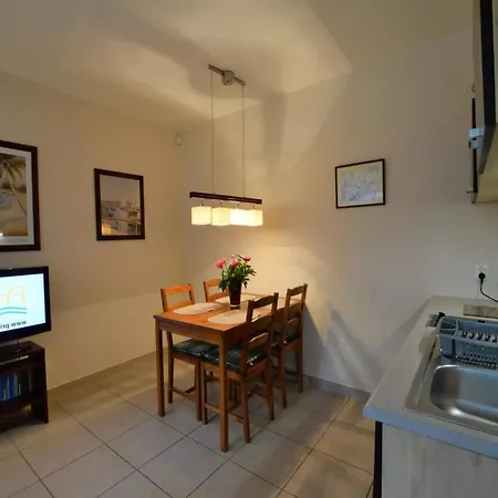 2-level With 2 Bedrooms, Apartment Rewal