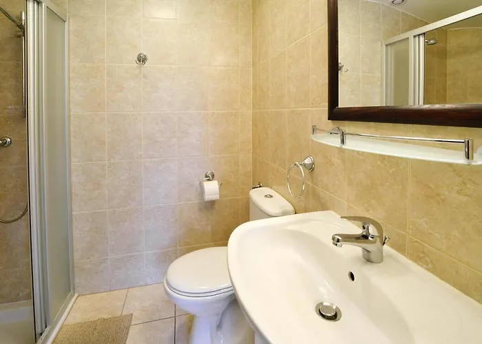 דירה 2-level Close To The