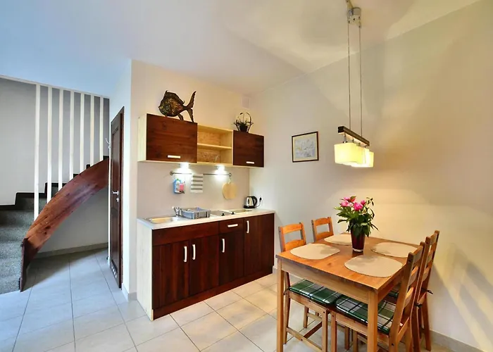 2-level Close To The *